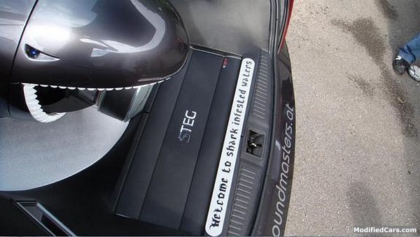 現(xiàn)代Tiburon改裝車