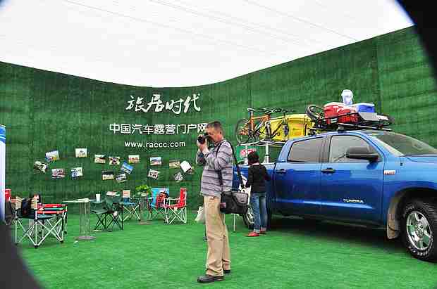 2012北京国际车展，酷车靓女视觉盛宴