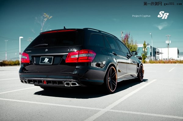 SR發(fā)布最新改裝Mercedes Benz E63 AMG