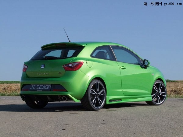 JE Design全新改装果绿色Seat Ibiza FR 