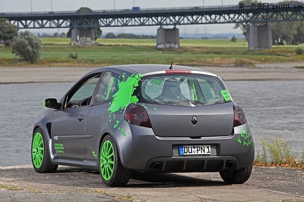 Cam Shaft改装另类泼墨荧光绿小钢炮雷诺Clio RS