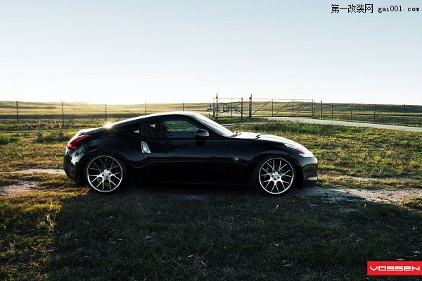超跑中的經(jīng)典—Vossen Wheels改裝尼桑370Z