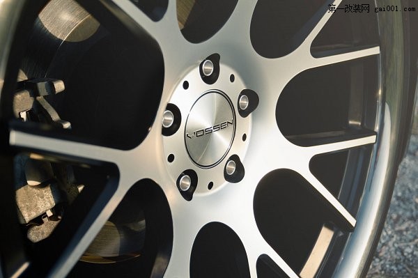 超跑中的經(jīng)典—Vossen Wheels改裝尼桑370Z