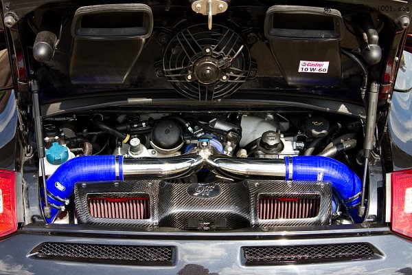9ff改裝Porsche 911 GT2取名為9ff GTurbo 1200