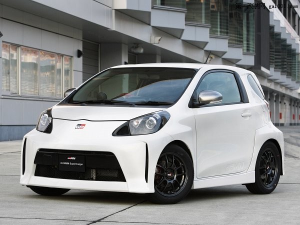 MINI小车酷时代—GRMN Toyota iQ