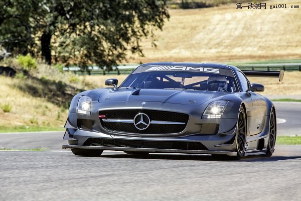 Mercedes为纪念AMG品牌加码推出SLS AMG GT3 45th Anniversary
