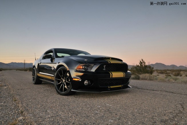 超級眼鏡蛇 福特野馬Shelby GT500 50周年紀(jì)念版