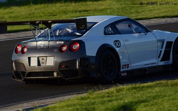 顶尖赛车 非凡表现—尼桑发布2013版GT-R Nismo GT3