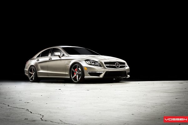 五幅轮毂简约而不简单 Vossen Wheels全新改装CLS 63 AMG