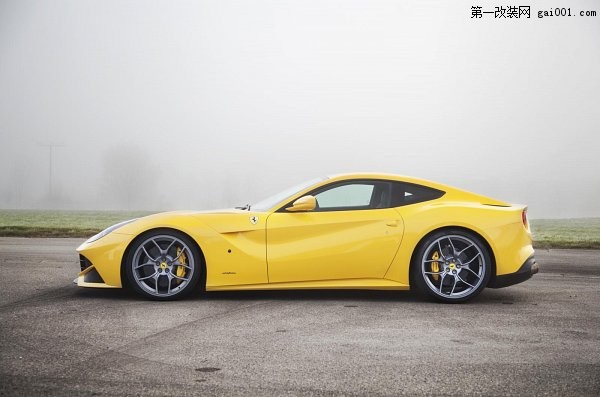 Novitec Rosso公司推出F12 Berlinetta性能改裝版