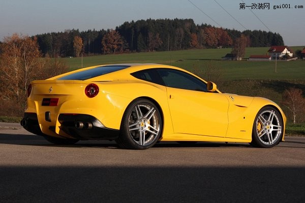 Novitec Rosso公司推出F12 Berlinetta性能改裝版