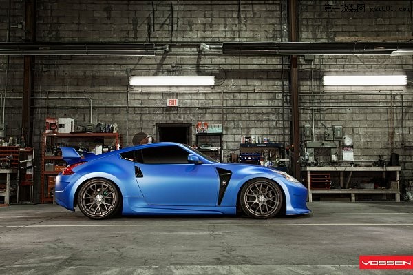 藍(lán)色閃電突襲—Vossen Wheels改裝尼桑370Z