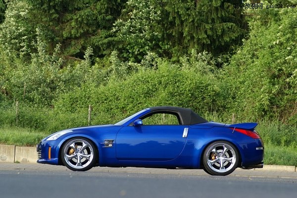 藍(lán)色剪刀門 Senner改裝尼桑350Z Cabriolet
