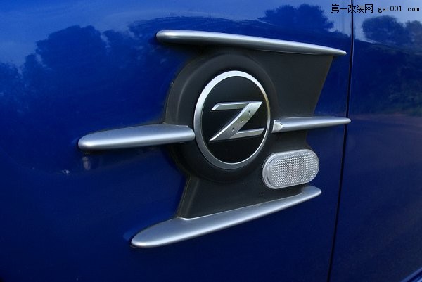 蓝色剪刀门 Senner改装尼桑350Z Cabriolet