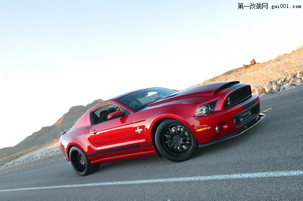 紅色閃電超級蛇 Shelby改裝福特GT500 