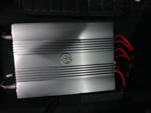 上海酷蛋粤声汽车音响改装--索纳塔8代升级瑞典DLS RM6.2 CA41