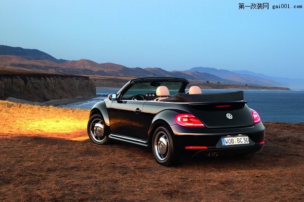 VW Beetle Cabriolet 2013