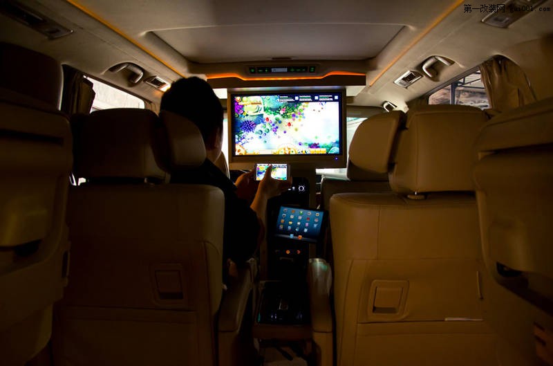 泉州汽车音响巅峰之作AppleTV植入丰田埃尔法影音娱乐系统