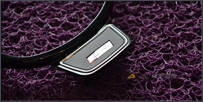 奥迪2013新A4L三幅圆型方向盘 S4原装位替换