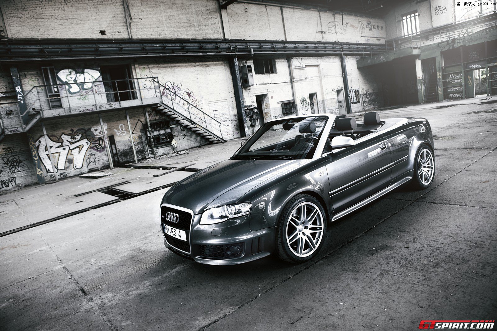 audi-rs4-convertible-with-mtm-exhaust-system-006.jpg