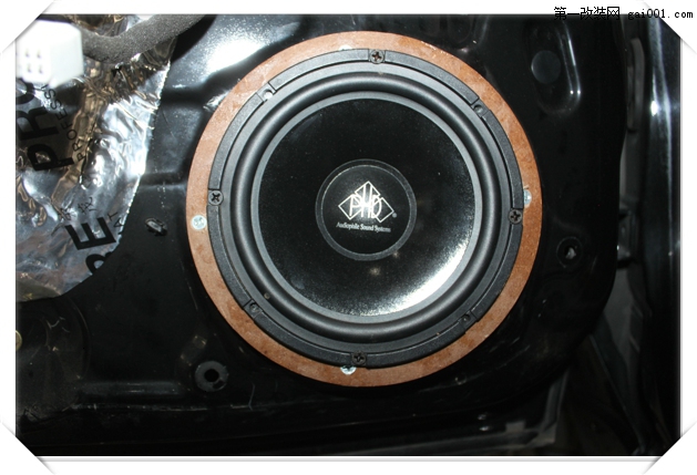 三菱戈蓝音响改装 升级意大利PHD喇叭——常州道声