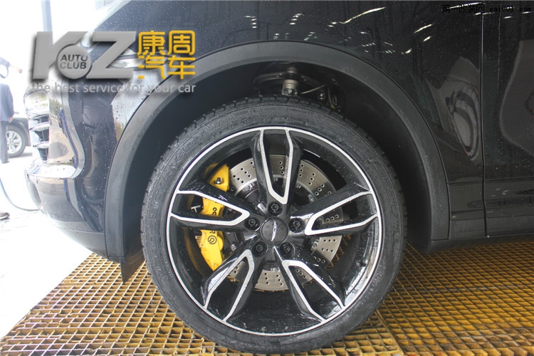 保时捷卡宴上BREMBO GT前六后四套件21寸美国ACE系蝎子轮毂