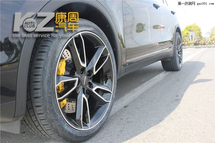 保时捷卡宴上BREMBO GT前六后四套件21寸美国ACE系蝎子轮毂