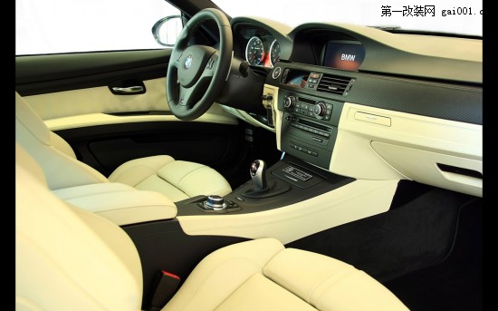 2013-G-Power-BMW-M3-Hurricane-RS-Interior-1-550x343.jpg