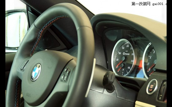 2013-G-Power-BMW-M3-Hurricane-RS-Interior-2-550x343.jpg