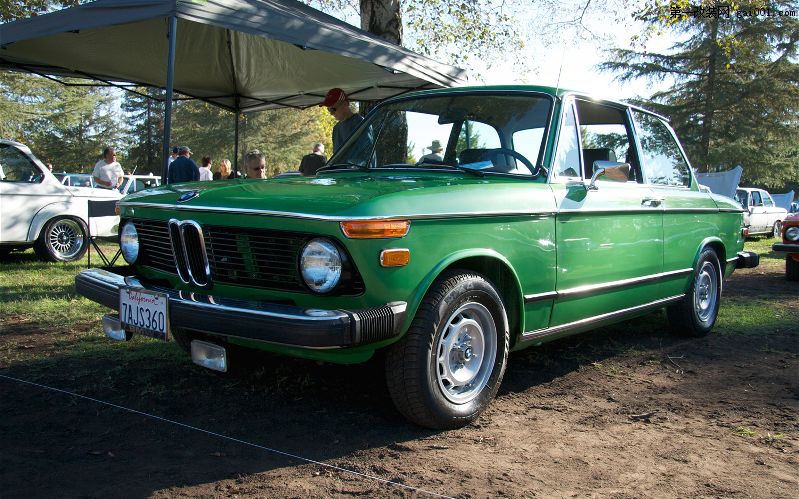 1975-BMW-2002-front.jpg
