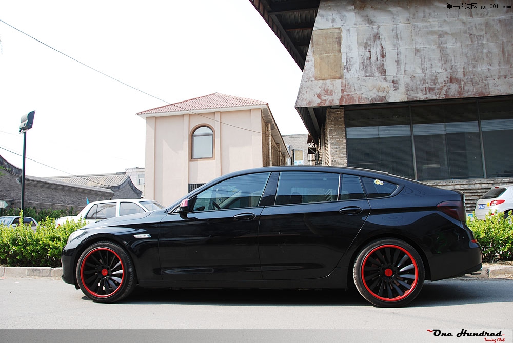 红与黑的碰撞 BMW 5GT华丽升级