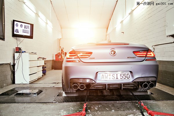 冷艳性感 改装2013款BMW M6 F13美图欣赏
