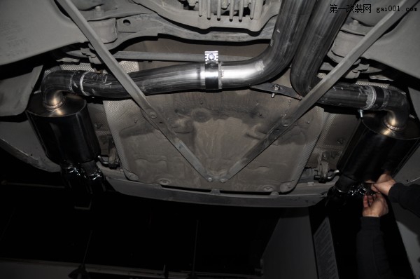 成都特驱快车奥迪S5美国AWE原装位全段排气改装