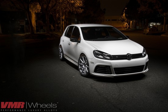 vw-golf-r-vmw-v702-2-550x367.jpg