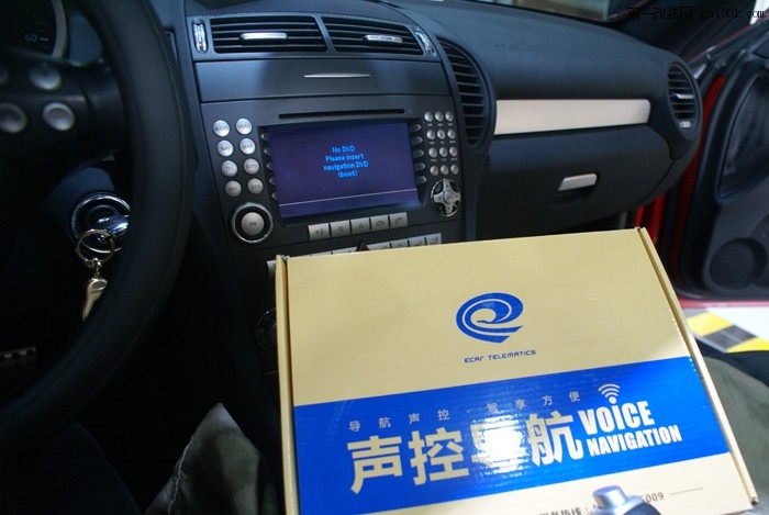 重庆渝大昌汽车音响改奔驰SLK350原车屏升级语音声控GPS导航