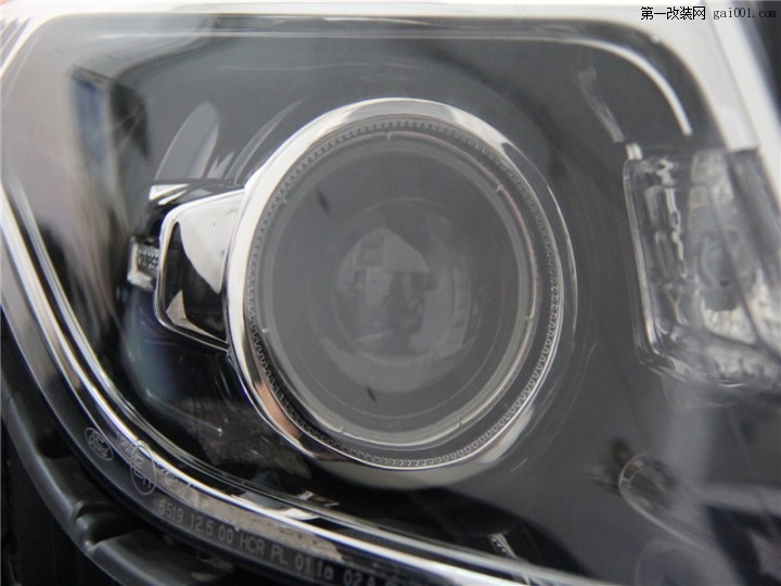 汽车改灯:福特探险者改装海拉3透镜[光速车改]