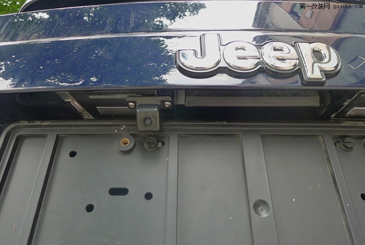 Jeep指南者--贴膜 改氙灯 导航倒车摄像头【眉山惠升汽车】