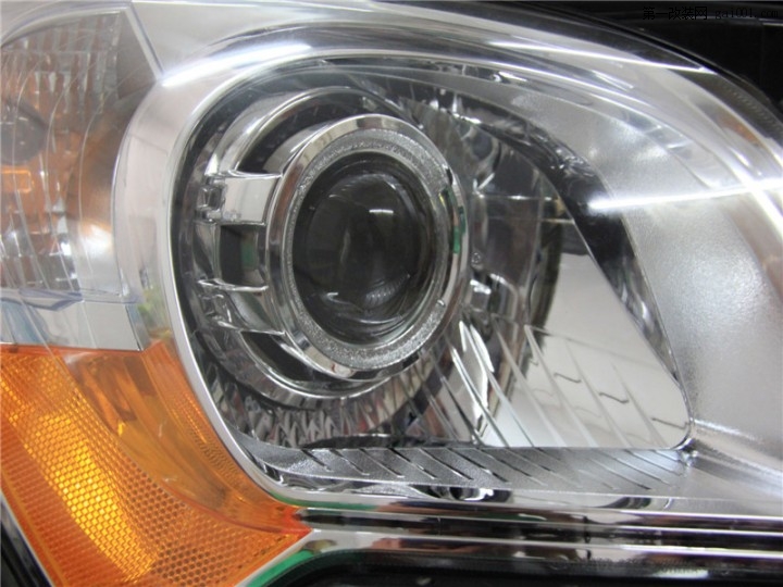 深圳汽车灯光改装升级：狮跑改装Q5双光透镜