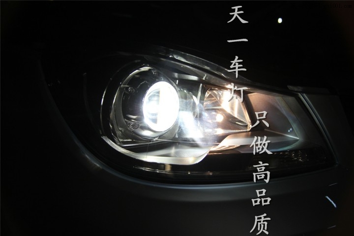 成都奔驰C180C260车灯改装C级Q5海拉LED日行灯双光透镜氙气大...