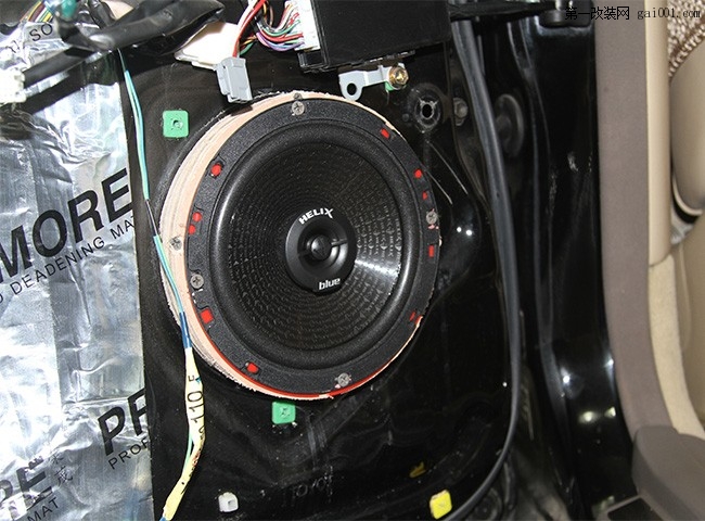 佛山雷克萨斯LS430意大利PHD音响与四门隔音——顺德汽车音...