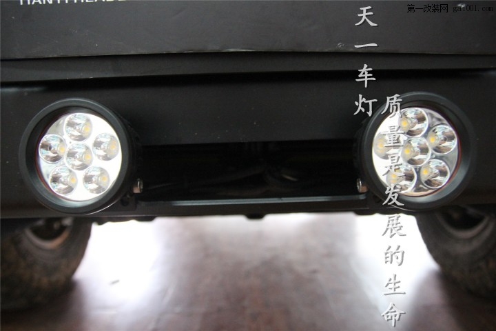 成都陆风X9车灯改装原厂Q5小糸双光透镜氙气灯黄金眼海拉...