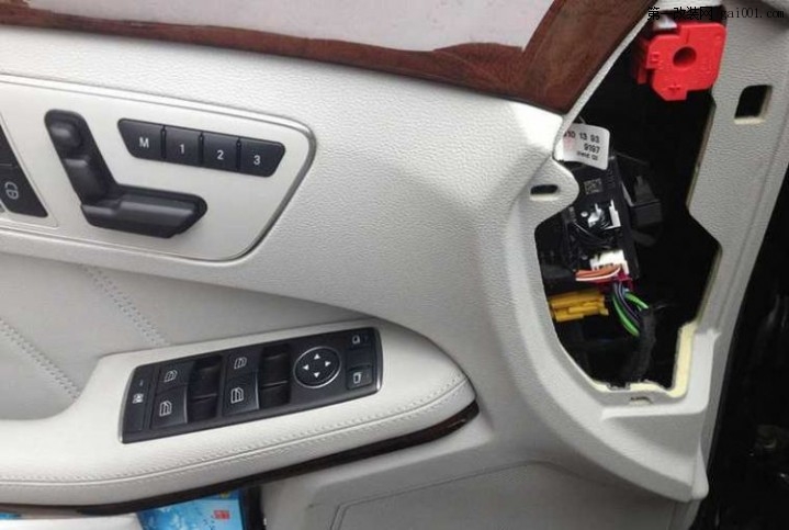 奔驰E260|E200加装电动折叠后视镜，改装电耳，升级倒车镜
