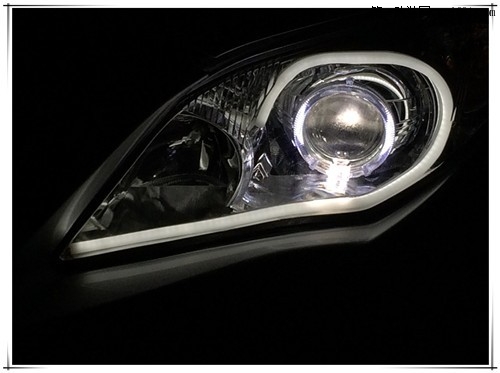 丰田卡罗拉大灯改装Q5双光透镜 欧司朗氙气灯 法雷奥安定....