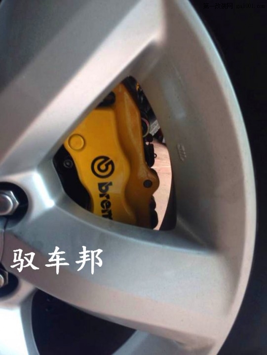 雷克萨斯GX460刹车制动改装意大利正品卡宴brembo前六后四刹车