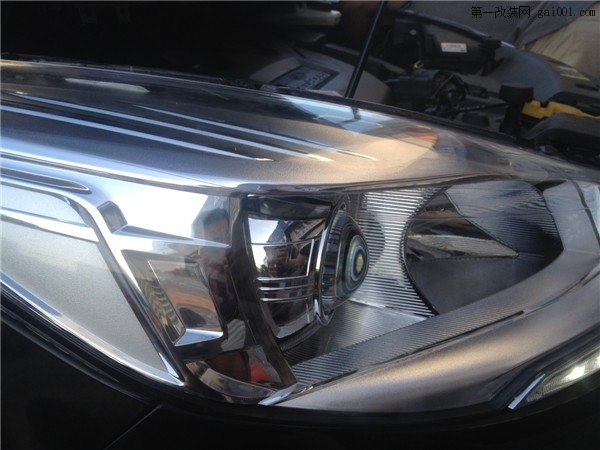 福特翼虎-改原装小糸Q5透镜+上海汉雷5500K+LED日行灯