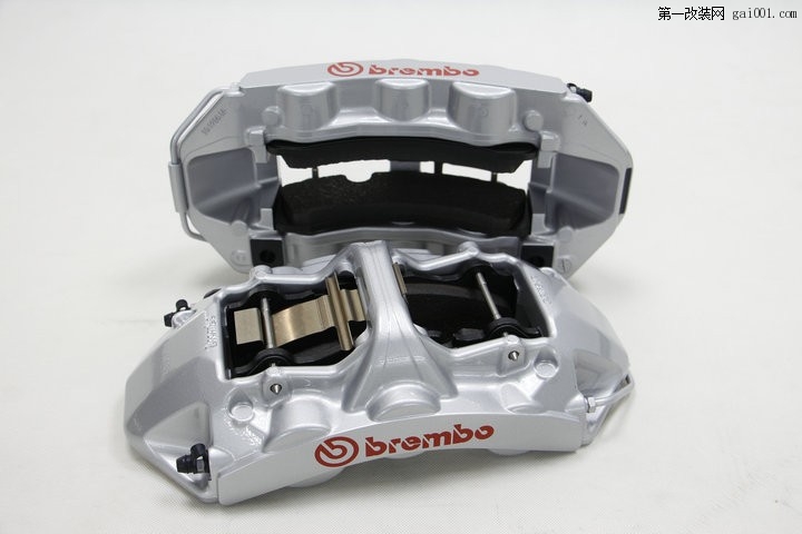 奥迪S5刹车升级brembo GT六活塞银色卡钳搭配380线碟套装