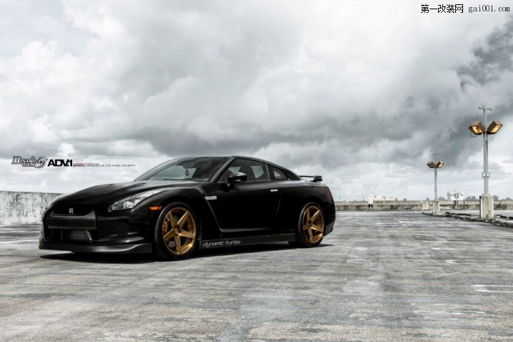 nissan_gtr_adv5mv2_03_960.jpg
