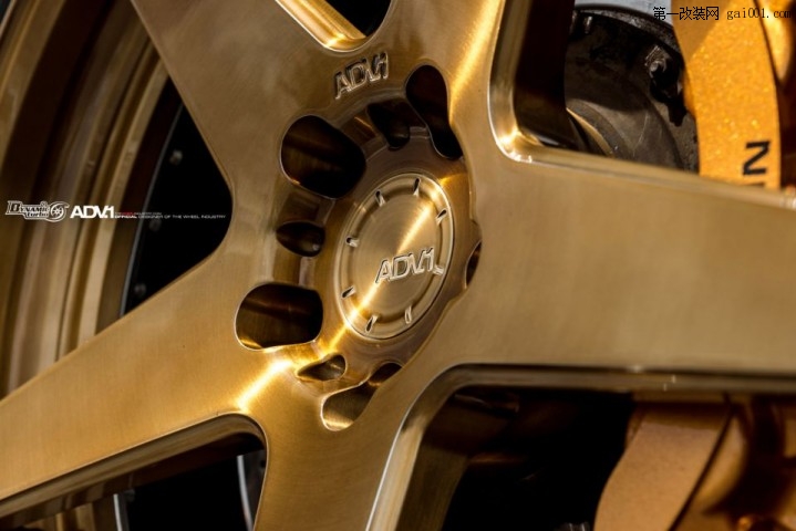 nissan_gtr_adv5mv2_08_960.jpg