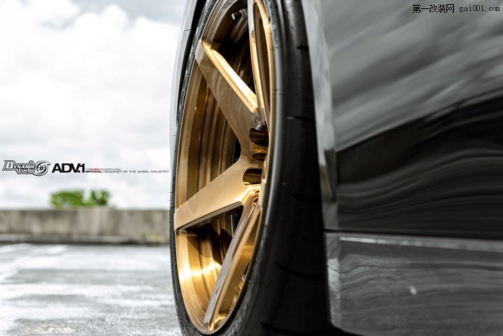 nissan_gtr_adv5mv2_10_960.jpg