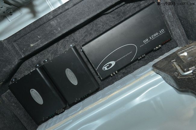 雷克萨斯ES250改装Hybrid Audio、ARC和TEC音响
